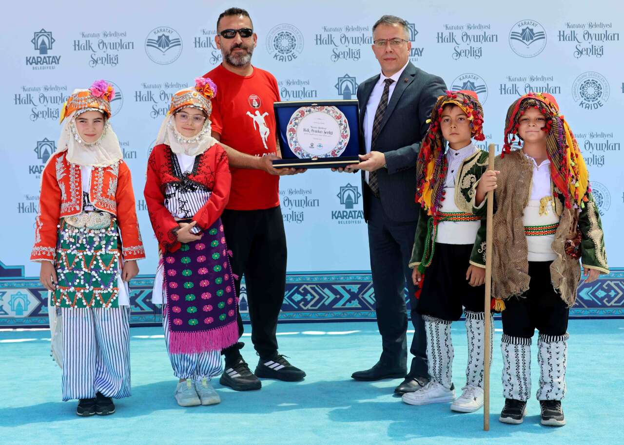 Konya’da miniklerden büyük gösteri! Karatay’da kültür rüzgarı esti 13